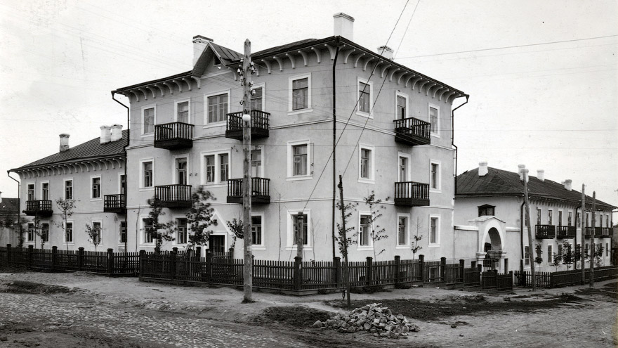 ул.Горького, 38
