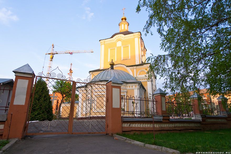 Воскресенская церковь, Брянск