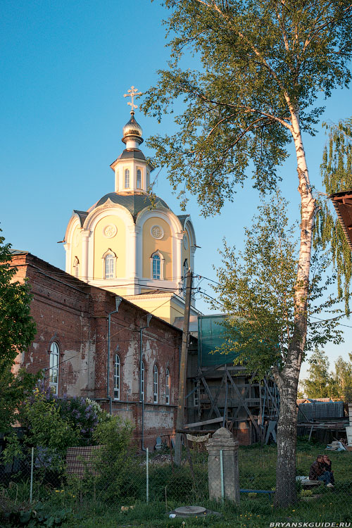 Церковь Николая Чудотворца в Карачеве