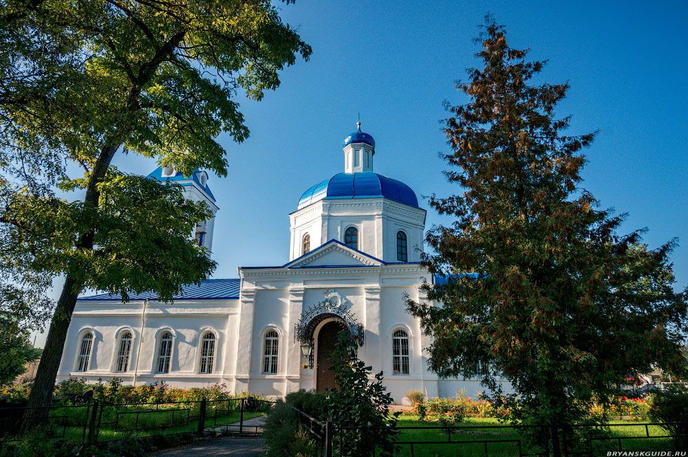 Трубчевск. Церковь Покрова Пресвятой Богородицы