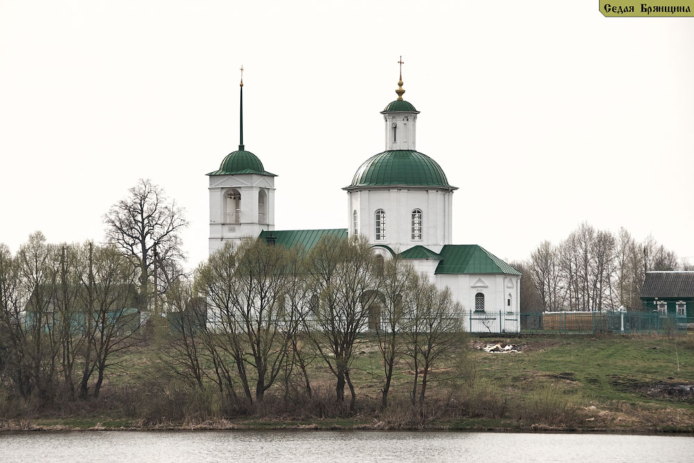 Мирковы Уты. Церковь Сергия Радонежского (апрель 2013)